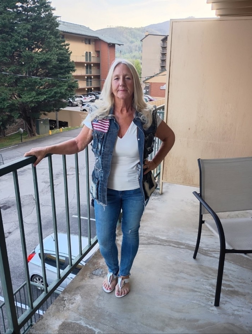 TRU SOJA band Jean Vest